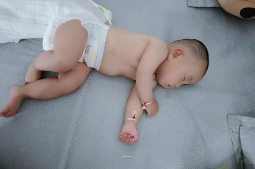 锦州孕妇肚子一跳一跳